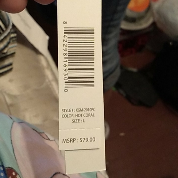 Dress - Picture 3 of 3